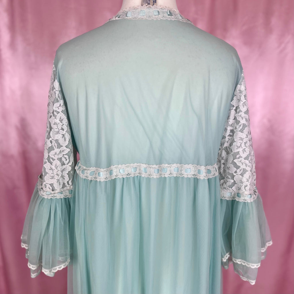 1960s Blue lace peignoir, unbranded, size 16