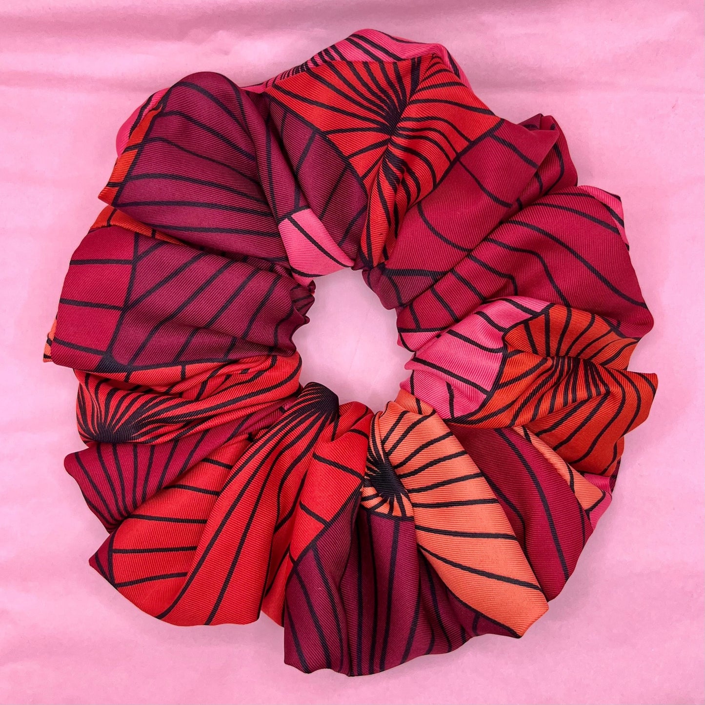 Oversize reworked red & pink scrunchie