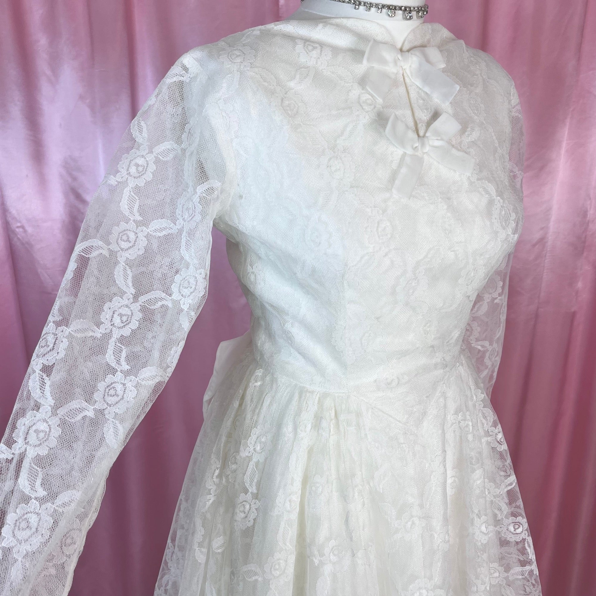 1950s White lace fit & flare dress, handmade, size 8