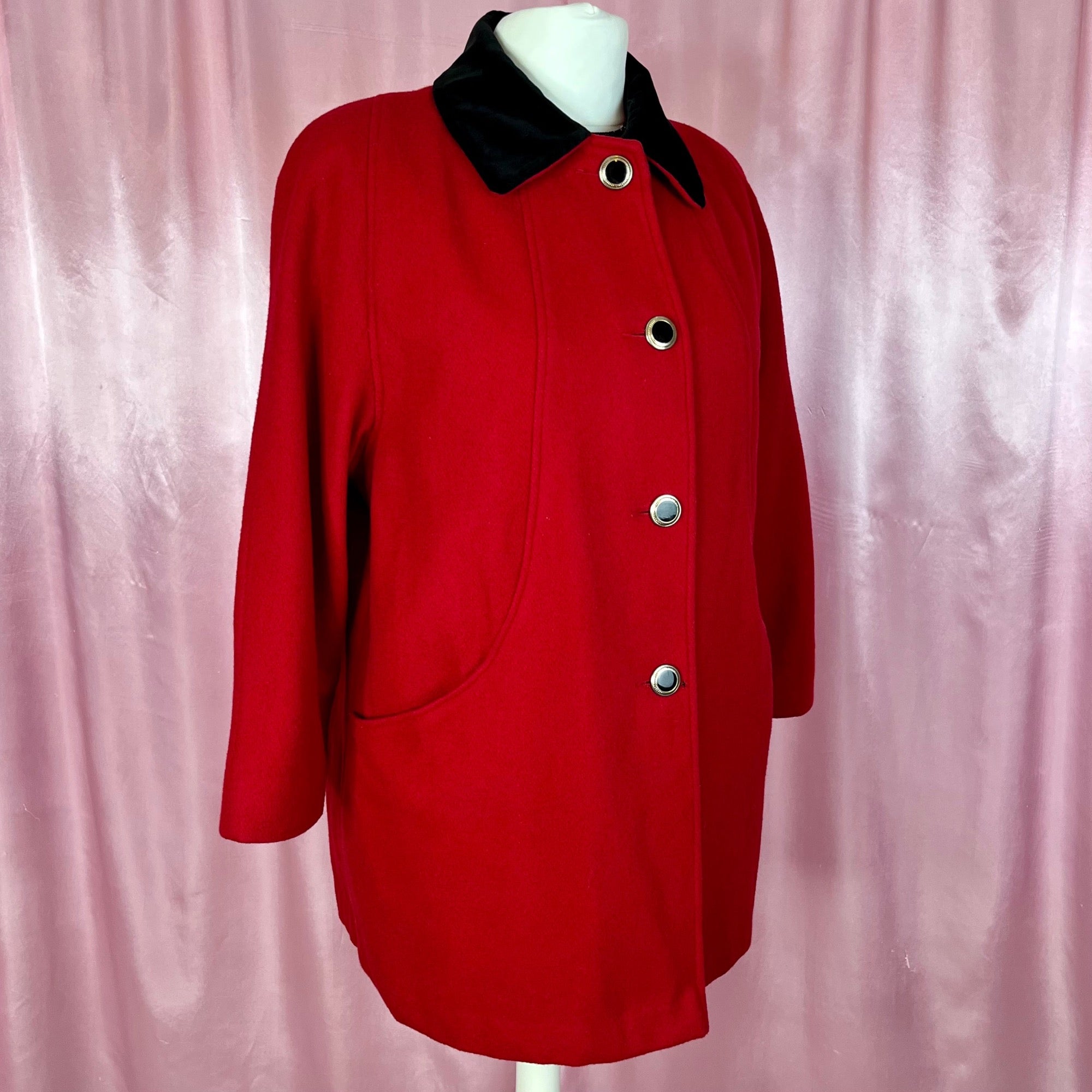 1980s Red coat with velvet collar, by La Crosse size 18
