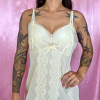 1970s Pale yellow negligee, unbranded, size 8