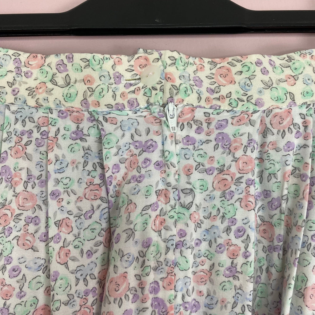 1980s ditsy print midi skirt, by Richards, size 6